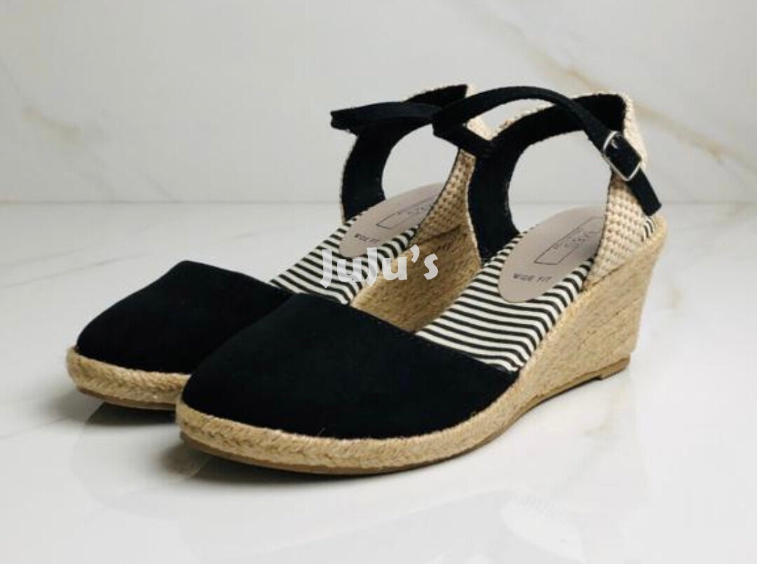 M&S WEDGE 5883